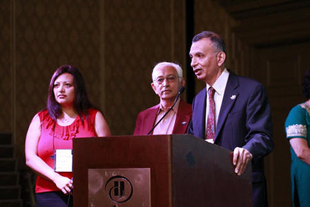 226260_458665510830935_5512135_n