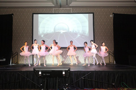 386913_458653070832179_387155639_n