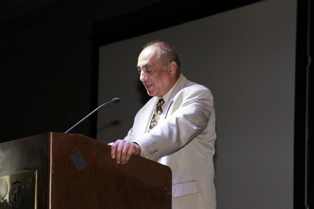 394567_458168510880635_773153258_n