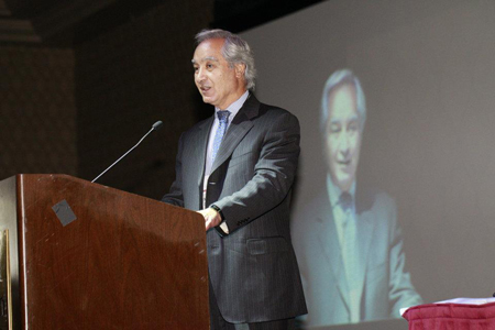 422299_458168650880621_161521595_n