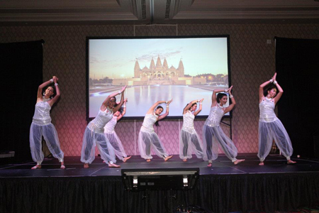 528617_458652420832244_1520534839_n